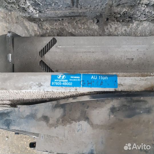 Радиатор кондиционера Porter 976054B002