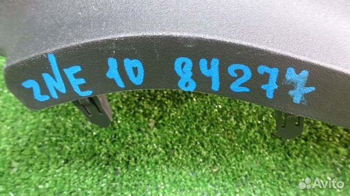 Центральная консоль Toyota Wish ZNE10 1ZZ-FE