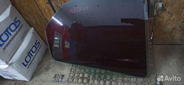 Стекла задних дверей Fiat Albea