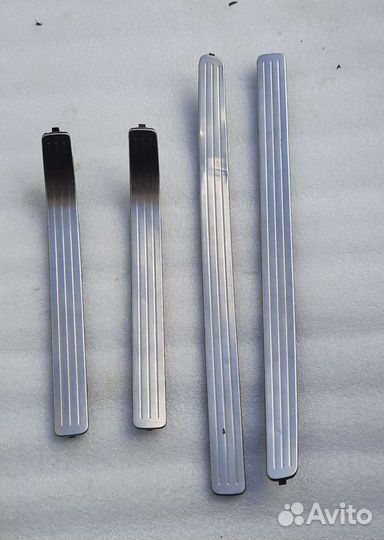 Накладки порогов Фольксваген Туарег