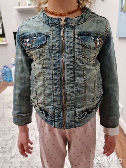 Джинсовая куртка для девочки