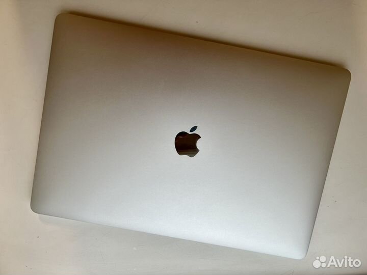 Macbook Pro 15 2017, топовая модель