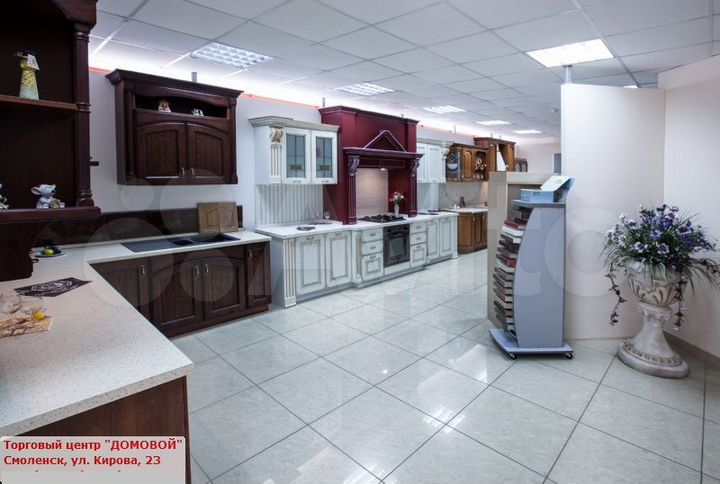 Помещение свободного назначения, 863 м²