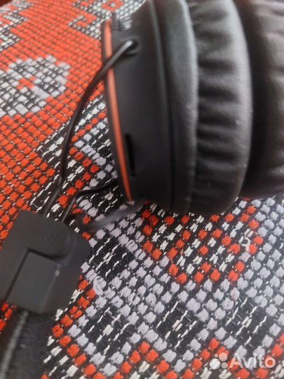 Беспроводные наушники Hoco W19