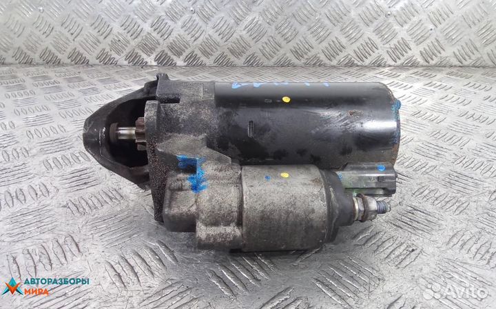 Стартер Audi A4 B7 2006 bosch