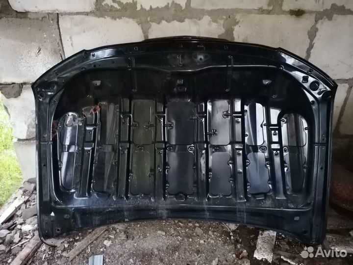 Капот Toyota Land Cruiser 200