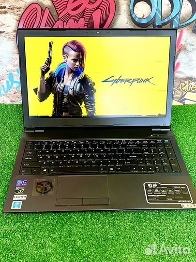 Игровой ноутбук i7/8/256/1050 Ti 4GB
