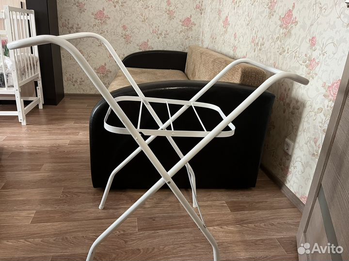 Подставка под детскую ванну