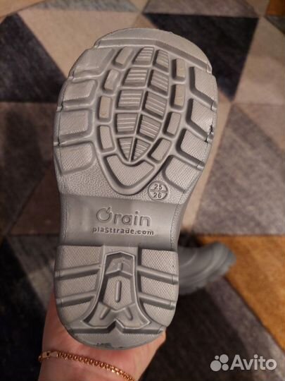 Детские резиновые сапоги новые