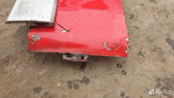 Переднее левое крыло. Kia Granbird АВТОБУС D6AC