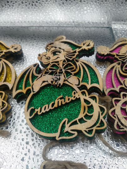 Елочные игрушки