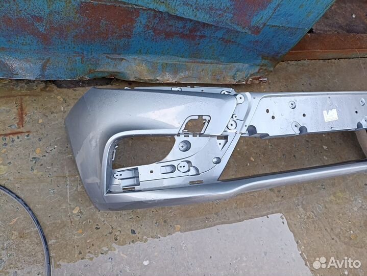 Передний бампер лада веста седан б/у