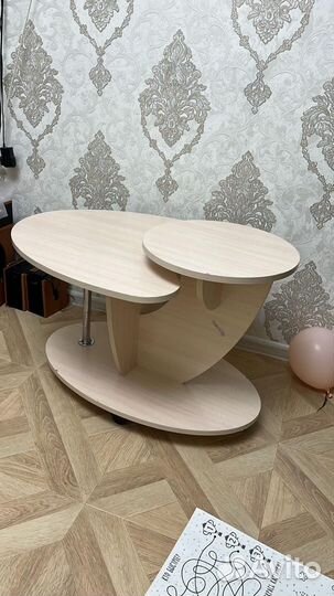 Журнальный столик