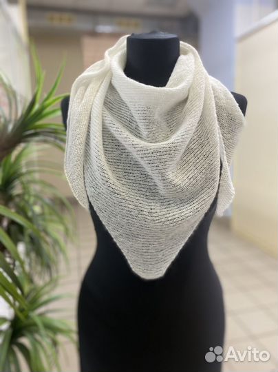 Платок паутинка вязаный, бактус