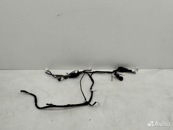 Проводка двери передняя правая Toyota Camry V50