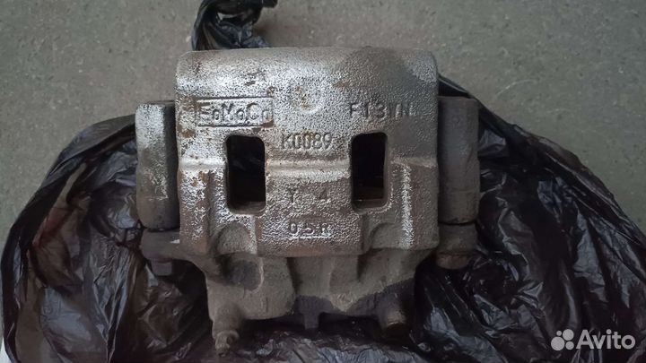 Суппорт передний Мазда сх7 рестайлинг