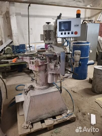 Машина для криволинейной обработки стекла bevel 92