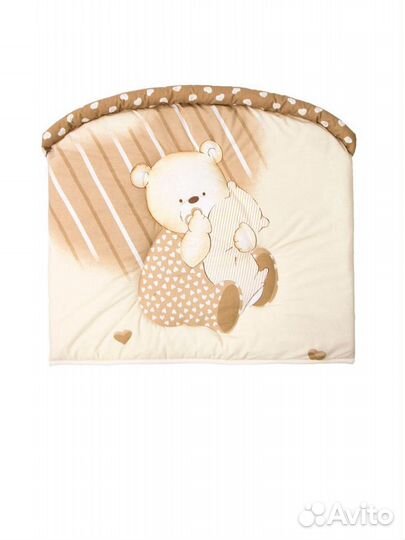 Продаю бампер в кроватку Мишутка, бежевый