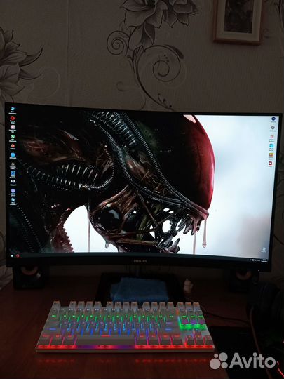 Монитор Philips 325е1с