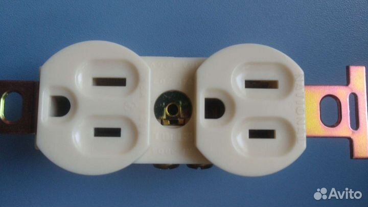 Розетки под 100 110 в конвертор hdmi Конденс Nichi