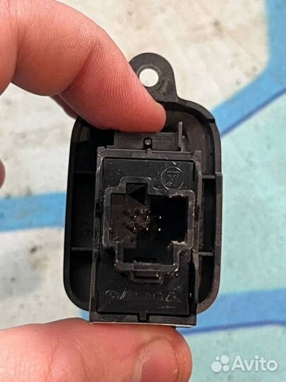 Кнопка стеклоподъемника 30773217