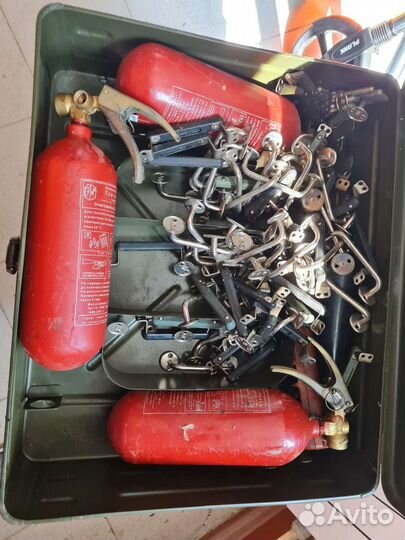 Дверные ручки