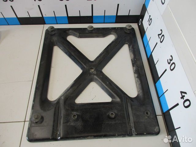 Кронштейн крепления крыла Volvo FM13 FH13