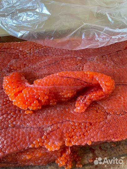 Икра кеты, горбуши, нерки, кижуча в ястыках