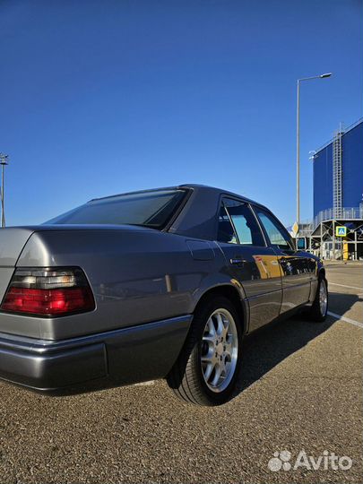 Mercedes-Benz E-класс 2.8 AT, 1993, 320 000 км