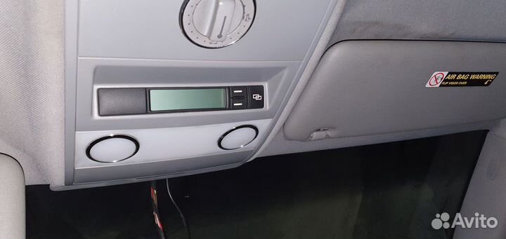 Потолочная консоль с цифровым компасом VW Touareg