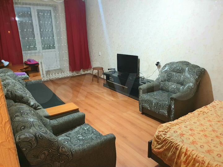 1-к. квартира, 52 м², 3/10 эт.