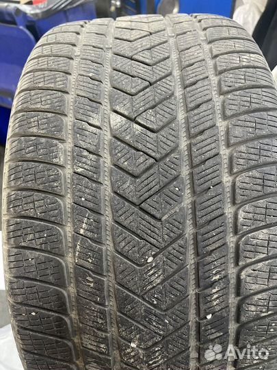 Pirelli Scorpion 275/40 R21 и 305/35 R21 107V