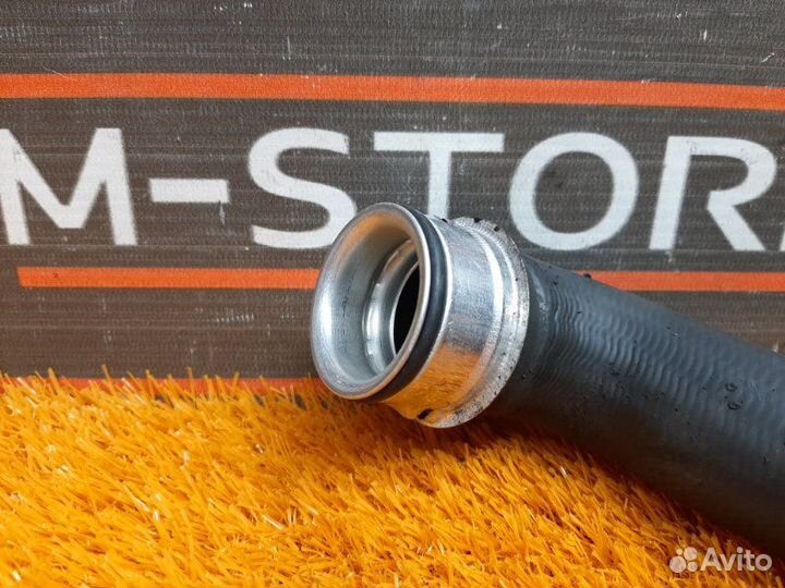 Патрубок радиатора нижний Mercedes-Benz M-Class