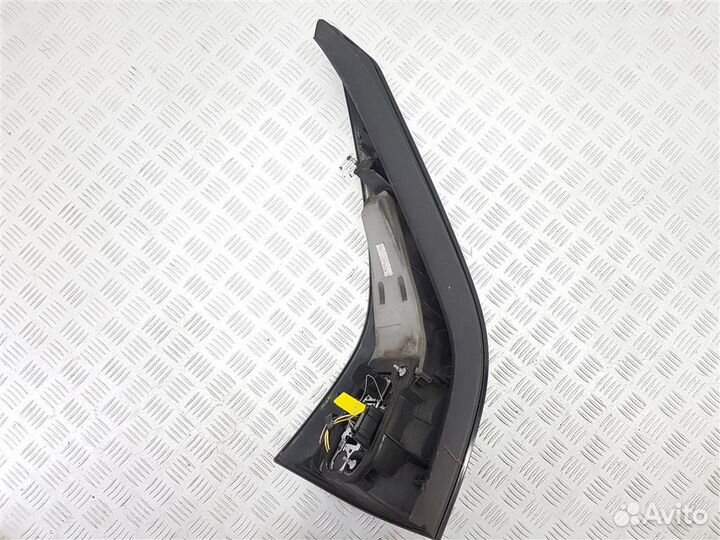 Фонарь задний правый saab 9 3