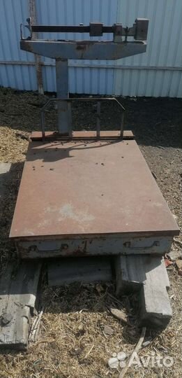 Весы платформенные 1т