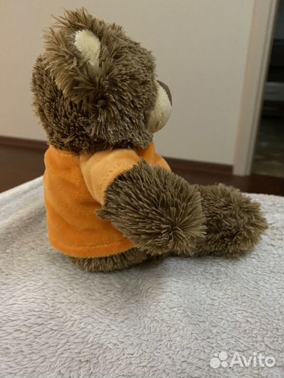 Медвежонок плюшевый