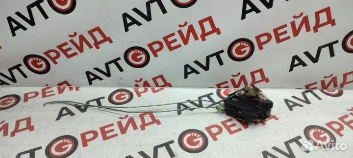 Замок двери задний левый Mitsubishi Airtrek CU5W