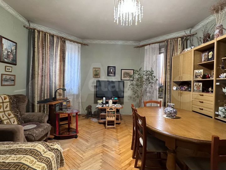 3-к. квартира, 114,8 м², 8/9 эт.