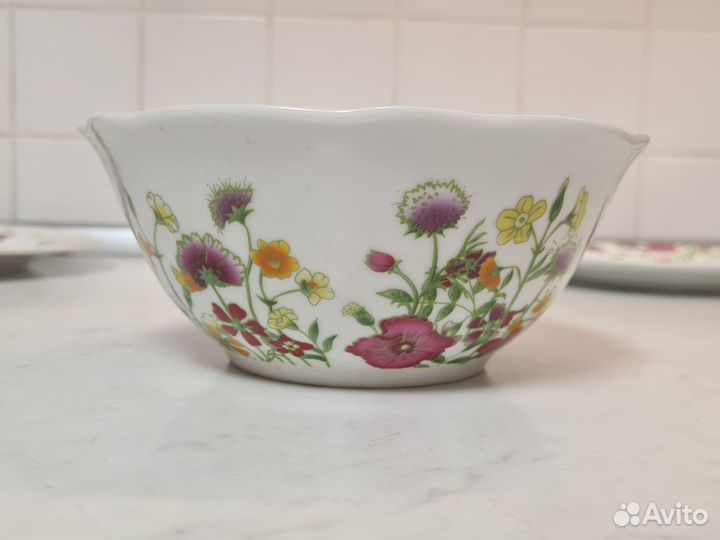 Тарелки с цветочным принтом Domenik