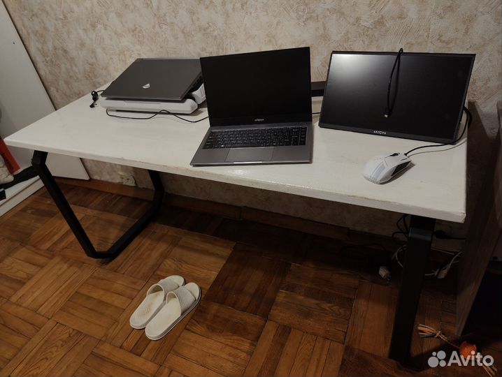 Компьютерный стол, письменный стол