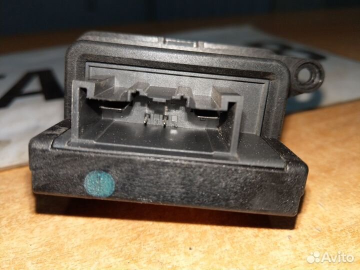 Резистор отопителя форд фиеста 6 2010 год