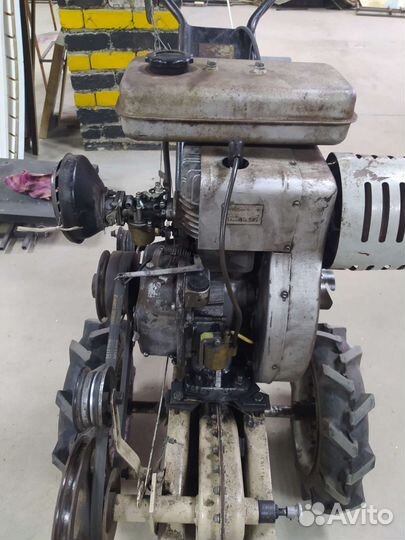 Двигатель для мотоблока Урал умз5в