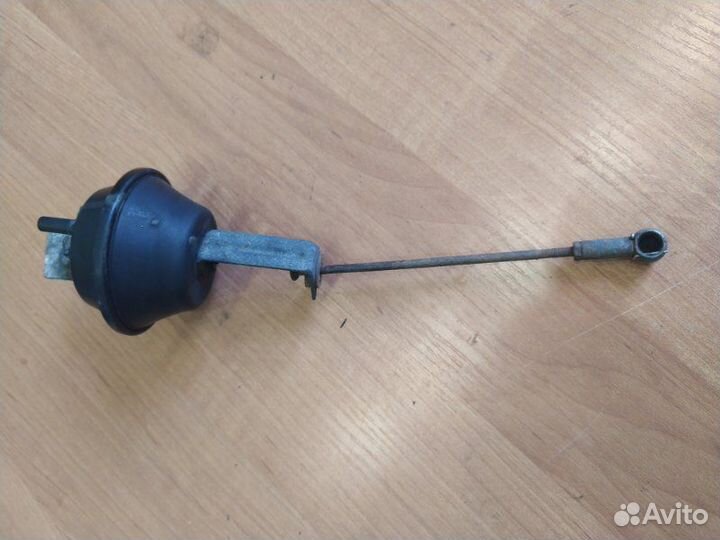 Исполнительный элемент (вакуум круиза) Volkswagen