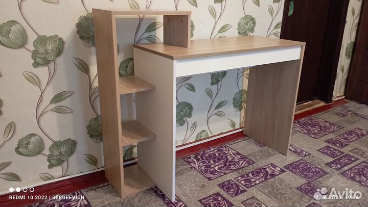 Стол ученический