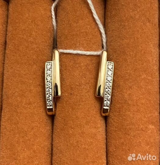 Золотые серьги с бриллиантами