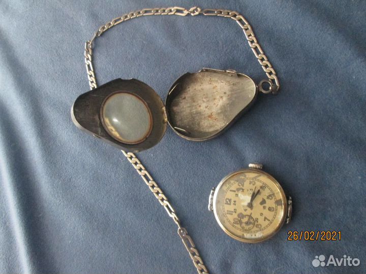 Часы наручные времен ВОВ