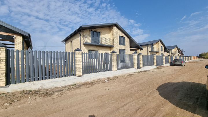 Дом 156 м² на участке 6 сот.