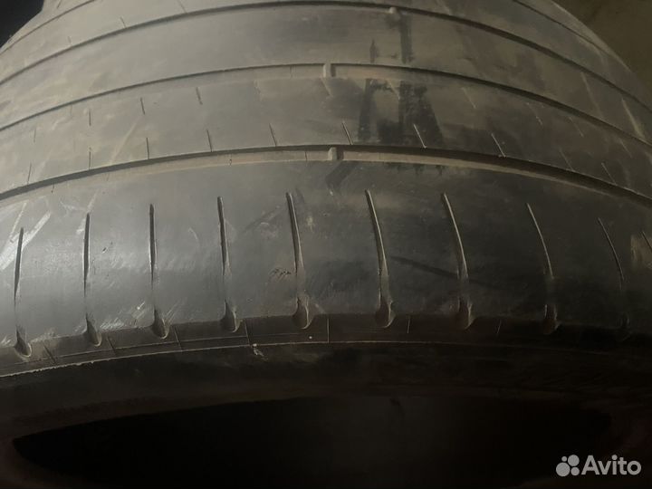 Michelin Pilot Super Sport 255/45 R19 и 285/40 R19