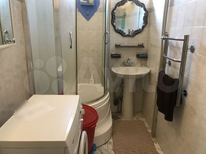 2-к. квартира, 100 м², 3/4 эт.