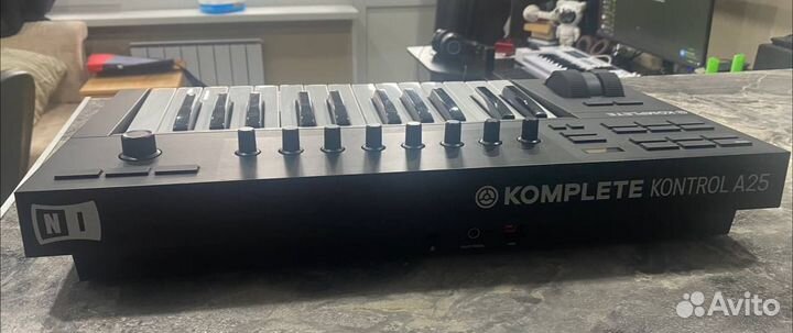 Midi кл-ра Native Instruments Komplete Kontrol A25
